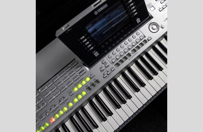Used Yamaha Tyros 2 Keyboard With MS02 Speakers (SN:GBRAMN01001) - Image 7